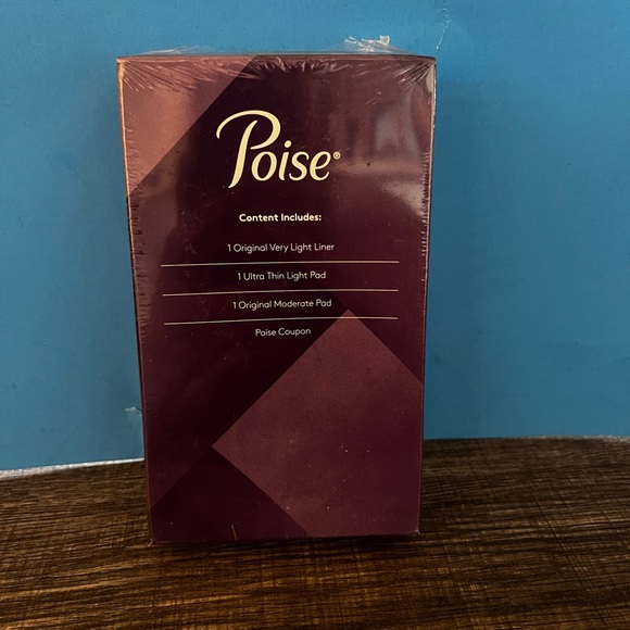 Poise Pad Sample - Picture 1 of 2